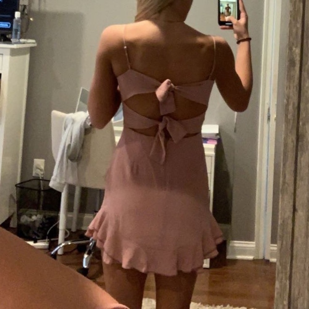 Pink dress with ties